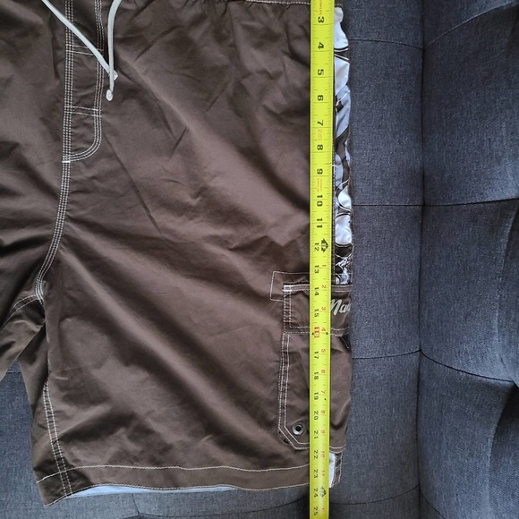 Mantaray Men's Cargo Swimwear, Brown with blue pattern. Size 3XL - Picture 3 of 4